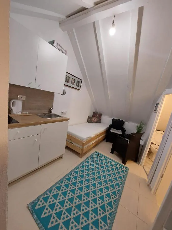 Apartment Stella Kastela 0*,  Croatia